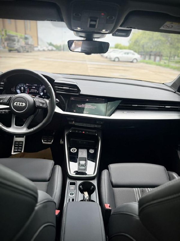 Audi A3 Sportback 35 TFSI фото 7