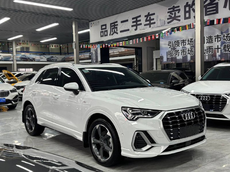 Audi Q3 35 TFSI Fashion Dynamic фото 2
