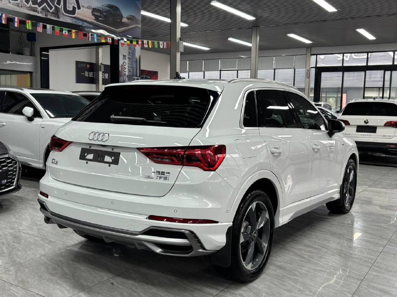 Audi Q3 35 TFSI Fashion Dynamic фото 4