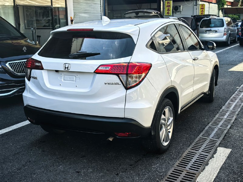 Honda Vezel 1.5L CVT фото 4