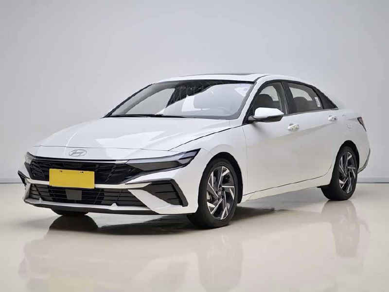 Hyundai Elantra 1.5L CVT фото 1