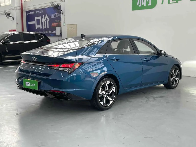 Hyundai Elantra GLX Elite фото 5