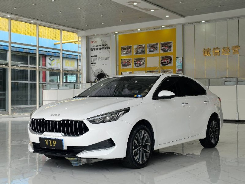 Kia K3 1.5L CVT фото 1