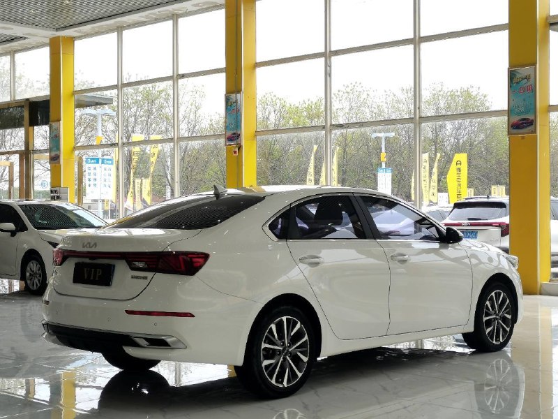 Kia K3 1.5L CVT фото 3