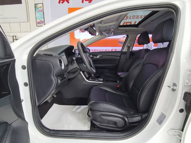 Kia K3 1.5L CVT фото 8