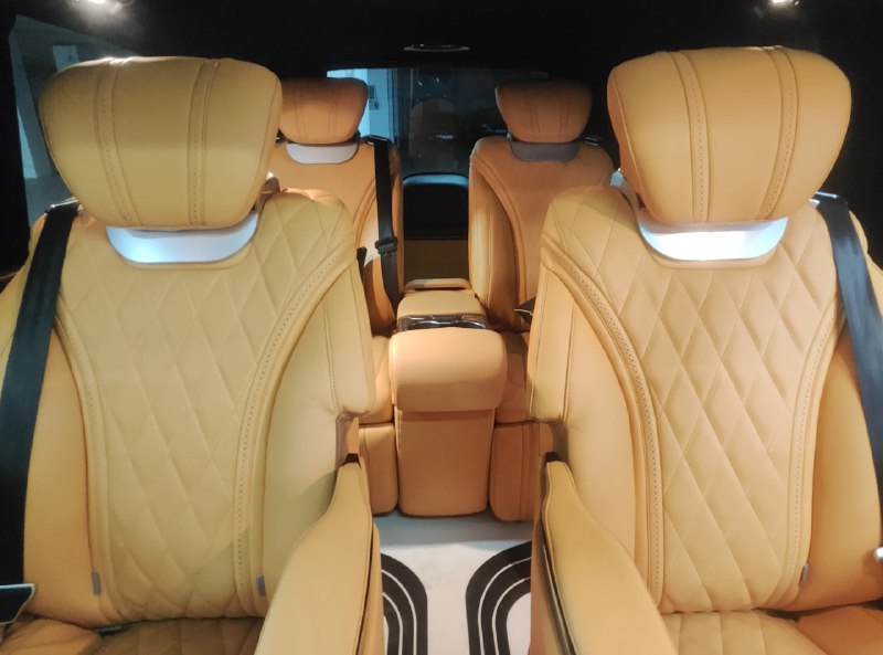 Mercedes-Benz V 260 Pilot Edition фото 8