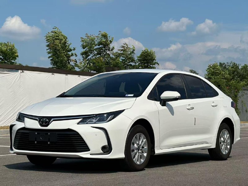 Toyota Corolla 1.2T S-CVT фото 1