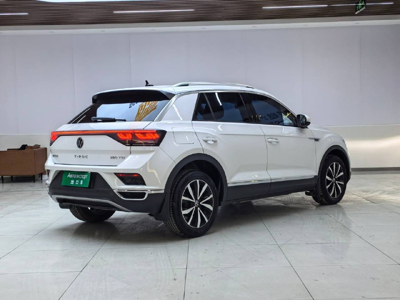 Volkswagen T-Roc 280TSI DSG фото 3