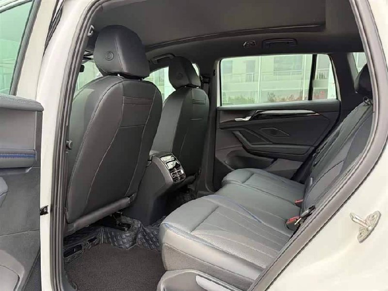 Volkswagen Tiguan L Pro 380TSI R-Line фото 7