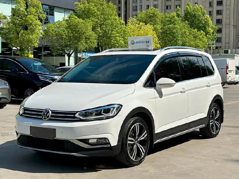 Volkswagen Touran-L 280TSI фото 1
